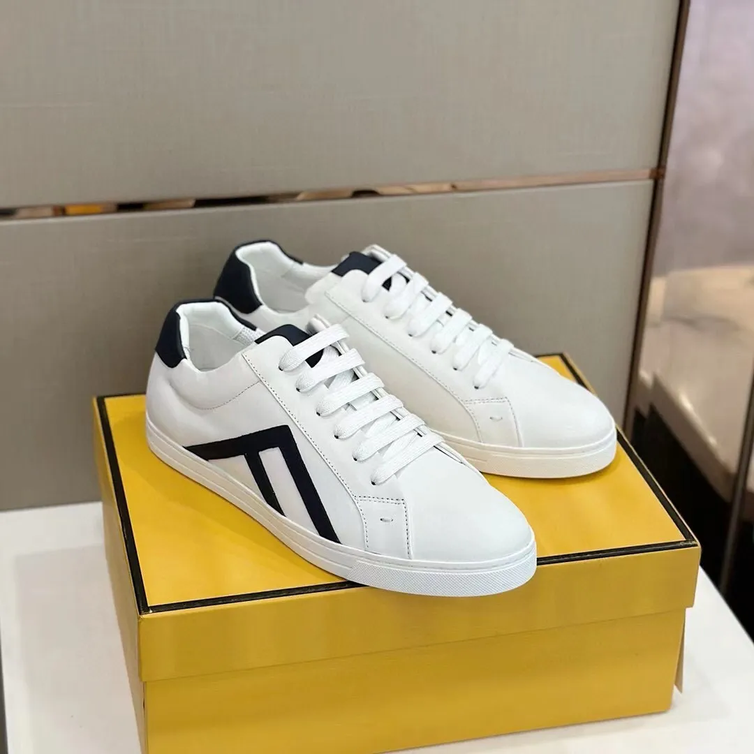 Factory price: 380💰 Fendi men's sports shoes - top version. In the corner, there is no limit to expression, highlighting the FF element cowhide to highlight personality, walking well! The shoe mouth is embossed with brand letters with a cowhide label. Cowhide upper + cowhide stitching mesh lining + T men's men's shoes 💰U outsole Size: 38-44, (customized at 45)